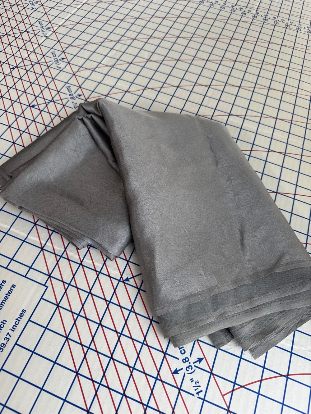 Vintage Silver Gray Crinkle Satin Fabric 2 3/4 Yds x 42” Slinky Shimmery